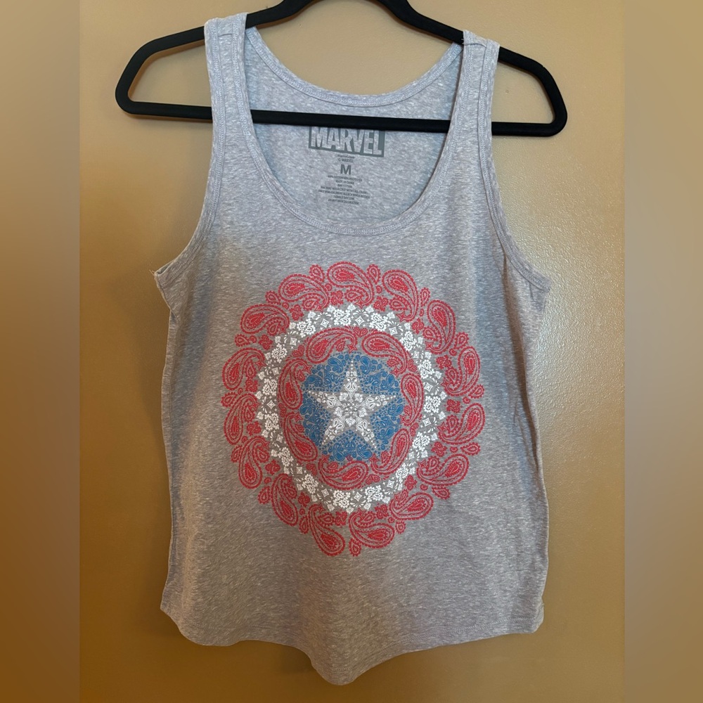 Disney Marvel Captain America Women’s Gray Tank Top Red White Blue NWOT Size M